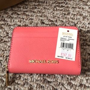 Michael Kors jet set travel card case in grapefruit